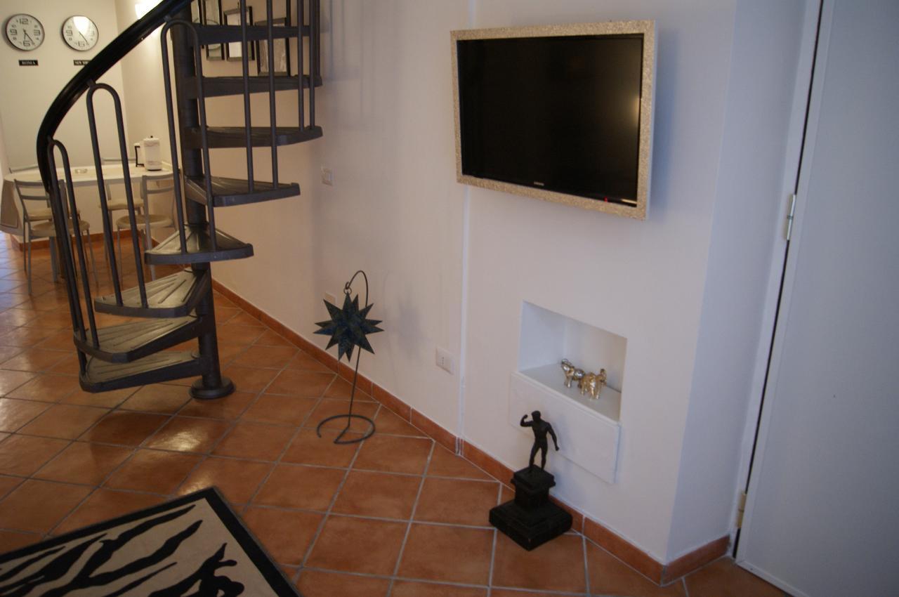 Astoria Suite Σαλέρνο Εξωτερικό φωτογραφία