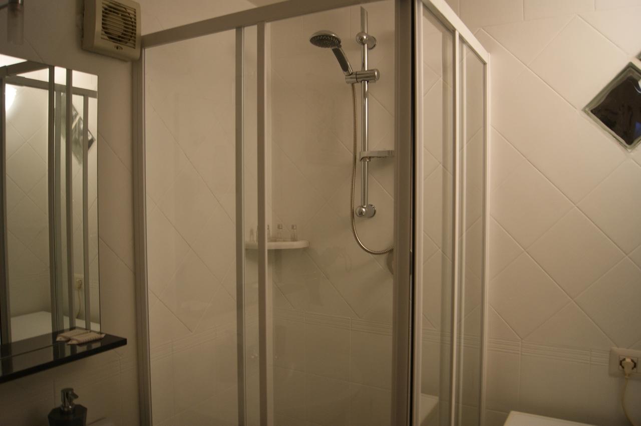 Astoria Suite Σαλέρνο Εξωτερικό φωτογραφία